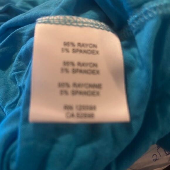 Ellen Tracy turquoise embellished T-shirt, size 1X - Picture 4 of 4